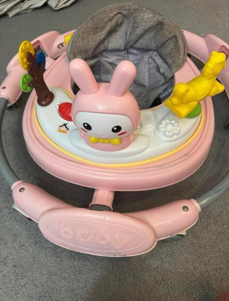 Roze loopstoel met konijn en speelgoed, Kinderen en Baby's, Overige Kinderen en Baby's, Gebruikt, Ophalen