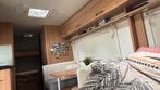 Heel gezellige LMC caravan 490K, Vast bed, Treinzit, Particulier, Hordeur