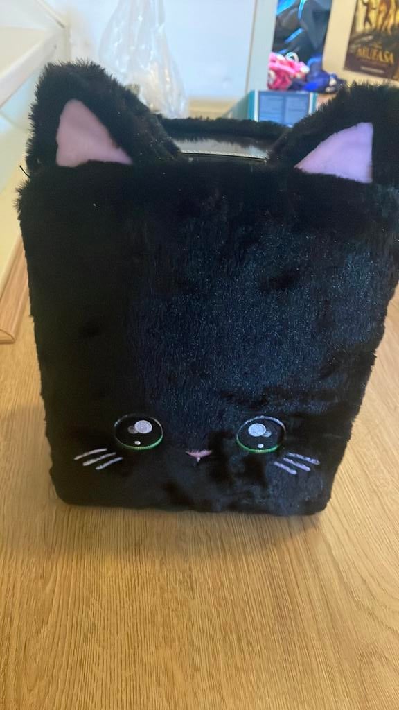 Na na na Surprise doll, Ophalen, Zo goed als nieuw