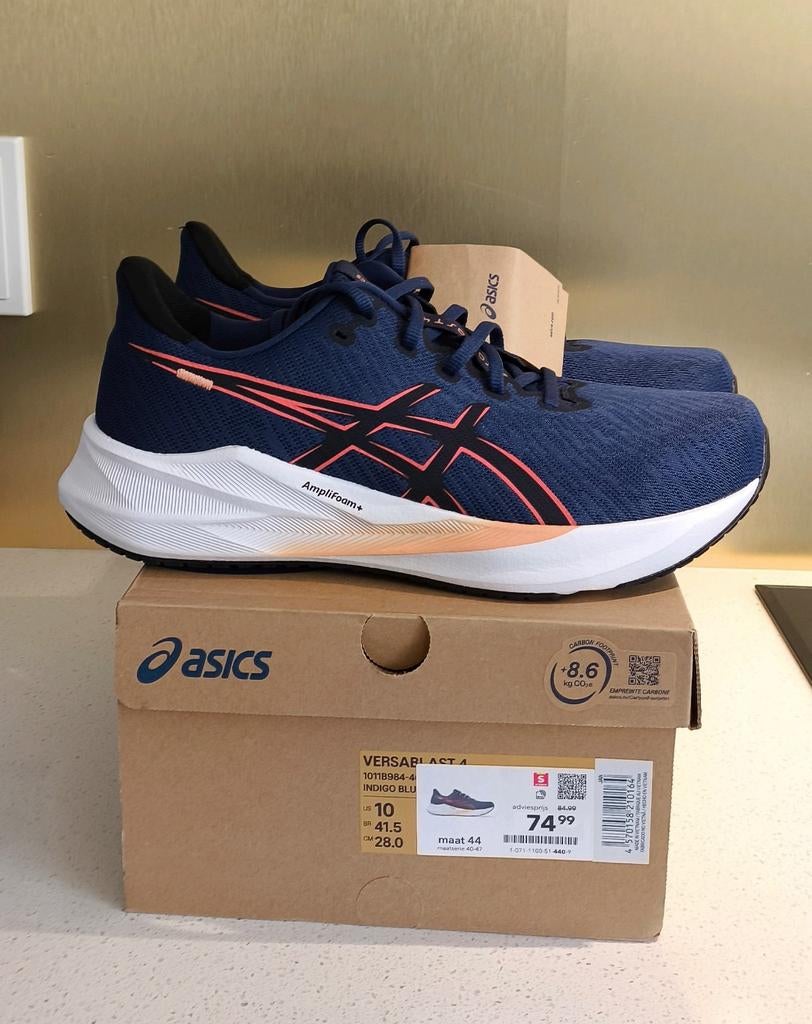 Asics versablast 4, Sport en Fitness, Loopsport en Atletiek, Hardloopschoenen, Nieuw, Ophalen of Verzenden, Hardlopen