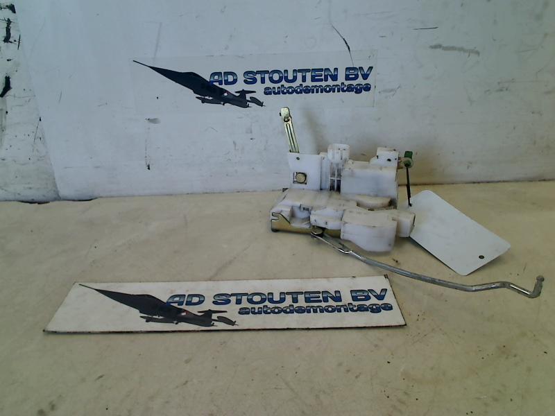 Portierslot Rechts Voor Toyota Avensis (T22) 1998 56G89006, Auto-onderdelen, Gebruikt, Kundenbetreuung@toyota.de, Toyota-Allee 2, Köln 50858, , Duitsland