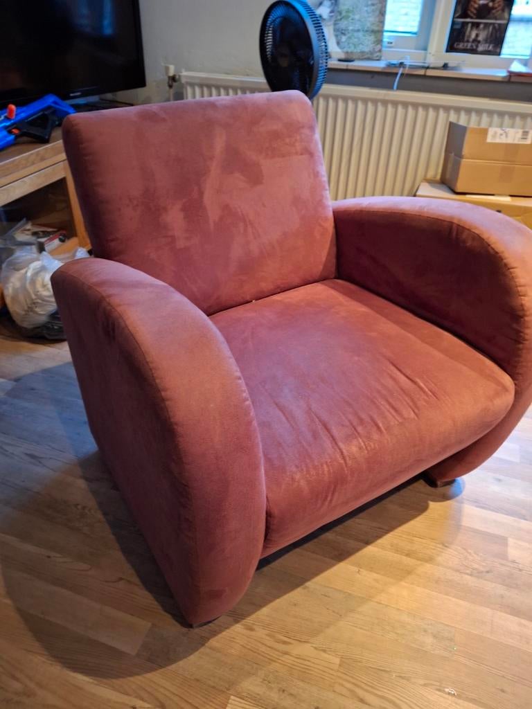 Paarse stoel met voetenbankje., Huis en Inrichting, Fauteuils, Ophalen, Gebruikt, 75 tot 100 cm, 75 tot 100 cm