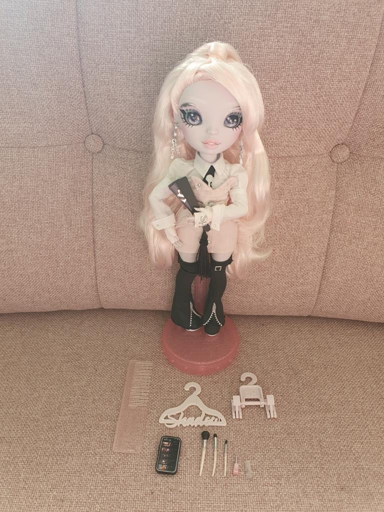 Rainbow high Shadow High Karla Choupette, Ophalen of Verzenden, Zo goed als nieuw, Pop