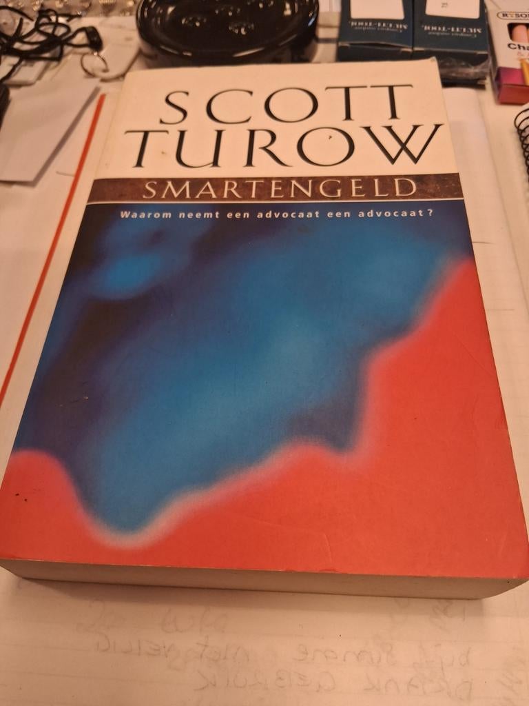 Smartengeld - Scott Turow (Thriller), Ophalen of Verzenden, Gelezen, Scott Turow, Nederland