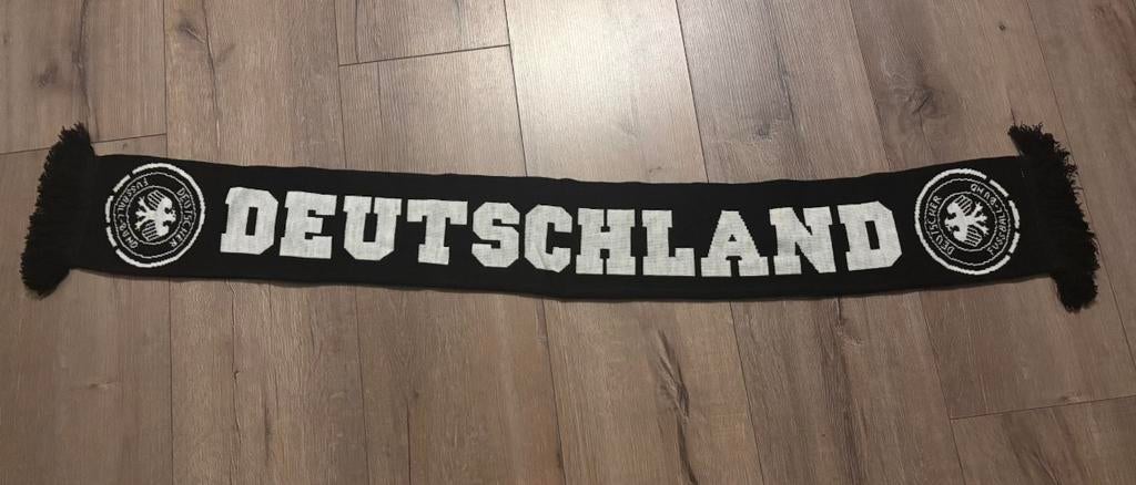 Duitsland sjaal, Ophalen of Verzenden, Zo goed als nieuw, Buitenlandse clubs, Vaantje of Sjaal