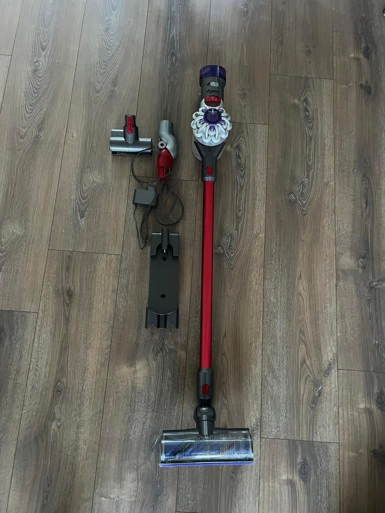 Dyson v25 stofzuiger inclusief alle onderdelen, Witgoed en Apparatuur, Stofzuigers, Ophalen, Gebruikt, Stofzuiger, 2000 watt of meer