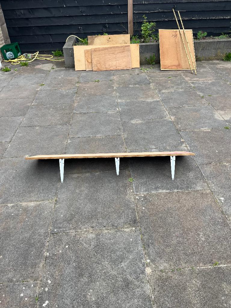 Plank met beugels, Doe-het-zelf en Verbouw, Hout en Planken, Ophalen, Gebruikt, Minder dan 25 mm, Plank