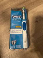 Oral‑B Vitality elektrische tandenborstel – nieuw in doos, Ophalen, Zo goed als nieuw, Tandenborstel