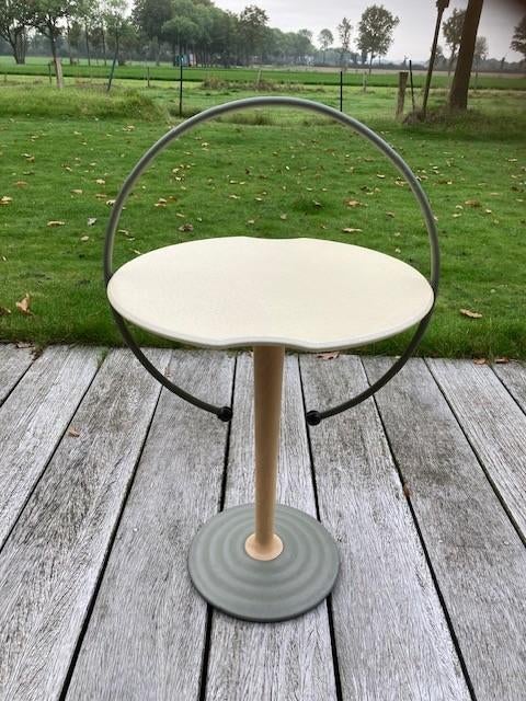 bijzet tafel bijzettafel Leolux Besico Siggi Fischer, Huis en Inrichting, Tafels | Bijzettafels, Minder dan 55 cm, Metaal of Aluminium