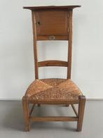 Bidstoeltje, Ophalen