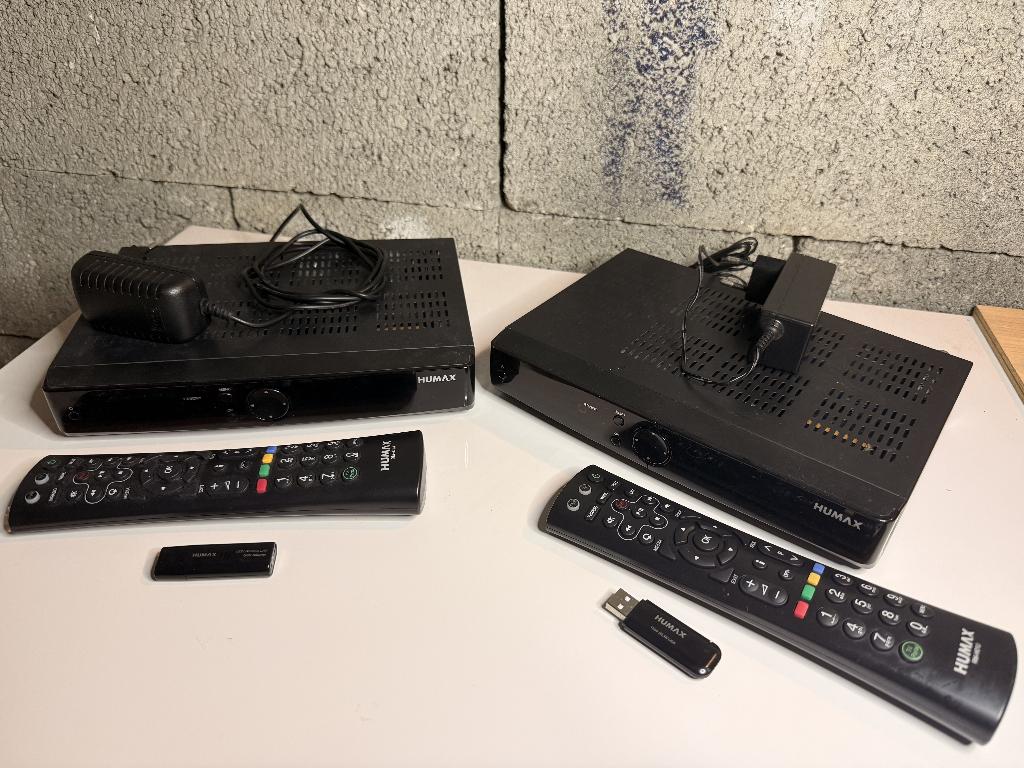 2x Humax IRHD‑5300C/NL digitale TV‑ontvanger, Ophalen of Verzenden, Gebruikt, Decoder