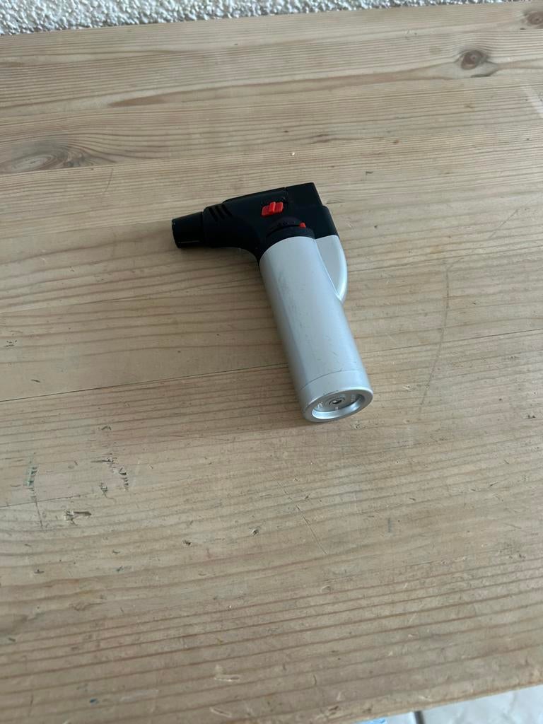 Aansteker, Ophalen of Verzenden, Zo goed als nieuw, Batterij