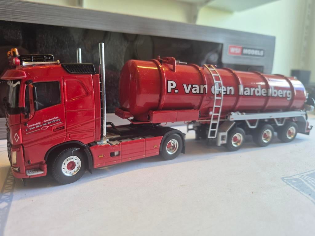 Volvo fh4 vd hardenberg, Hobby en Vrije tijd, Modelauto's | 1:50, Ophalen of Verzenden, Zo goed als nieuw, Bus of Vrachtwagen