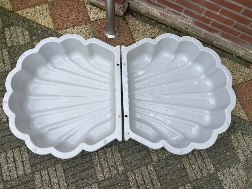 Schelp zandbak, Ophalen, Zo goed als nieuw