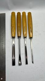 Pfeil gutsen ( swiss made gutsenset guts beitels ), Hobby en Vrije tijd, Ophalen of Verzenden, Meerdere media