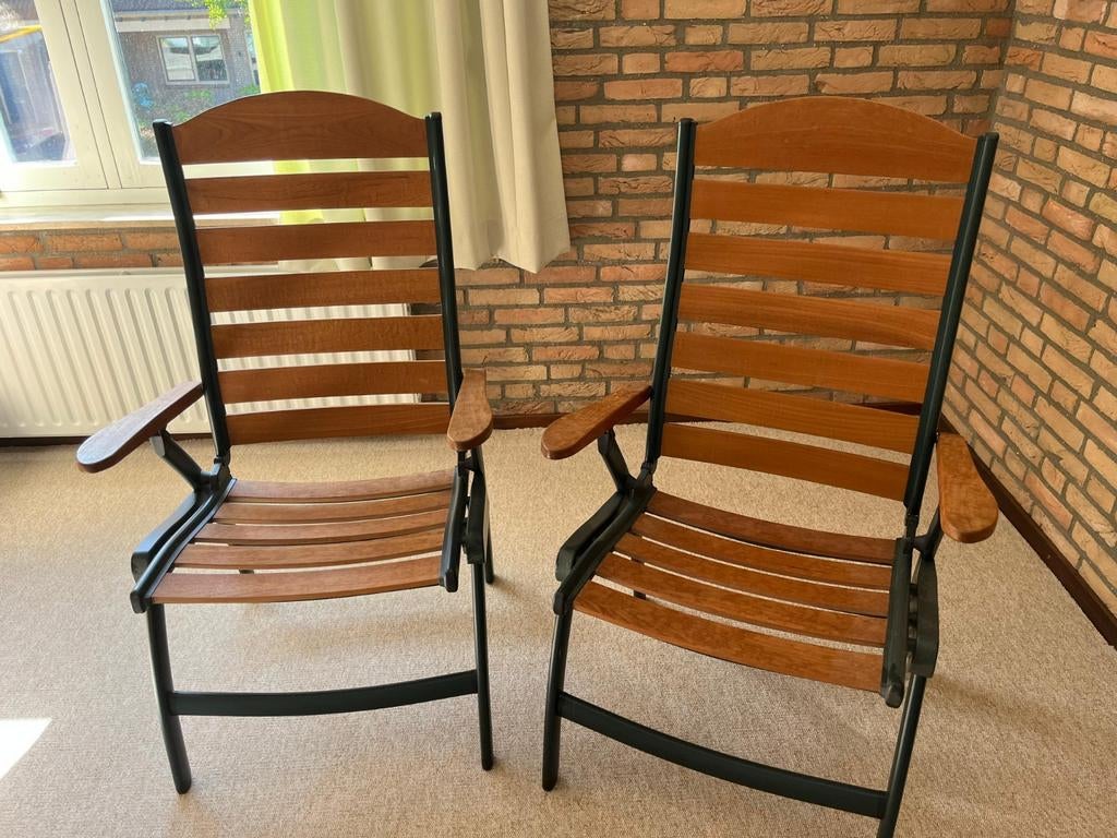 2 Houten verstelbare tuinstoelen + ecru kussens, Ophalen, Hout