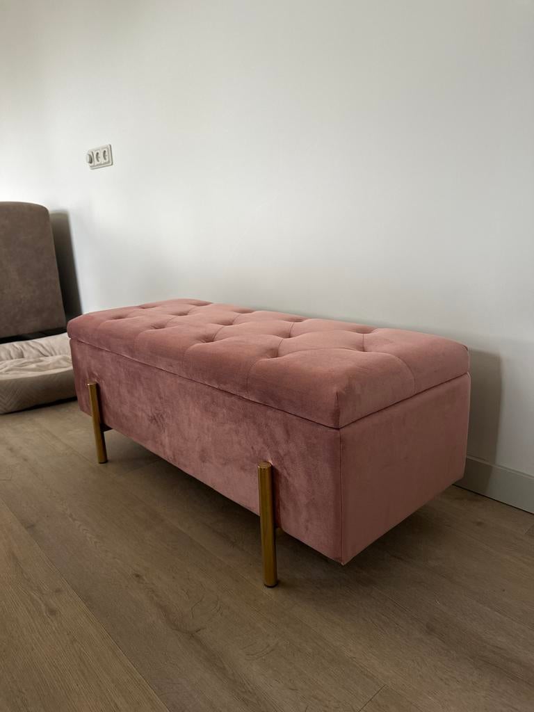 Roze hocker met opbergruimte, Huis en Inrichting, Banken | Voetenbanken en Poefen, Ophalen, Minder dan 50 cm, 100 tot 125 cm, Zo goed als nieuw