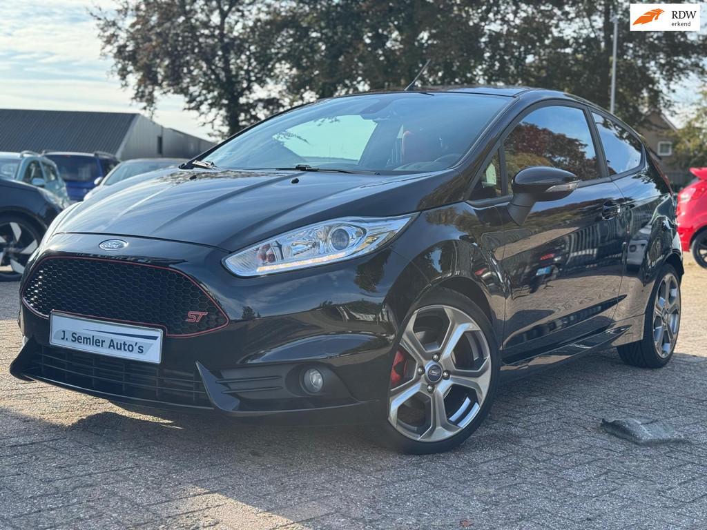 Ford Fiesta 1.6 ST2 CLIMA RECARO 86DKM PDC DEALERONDH., Auto's, Ford, Voorwielaandrijving, 1596 cc, 1063 kg, Gebruikt