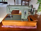 Anker Naaimachine beginjaren ‘60 (handmatige bediening), Ophalen