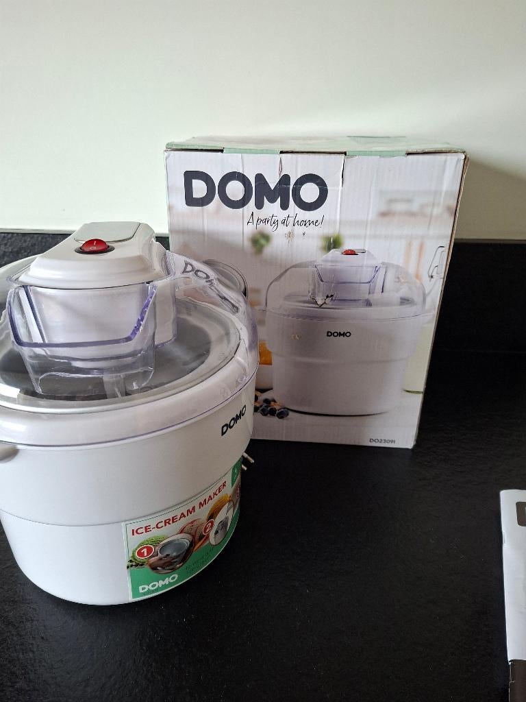 Domo ijsmachine z.g.a.n, Witgoed en Apparatuur, IJsmachines, Zo goed als nieuw, Koelelement, Ophalen of Verzenden