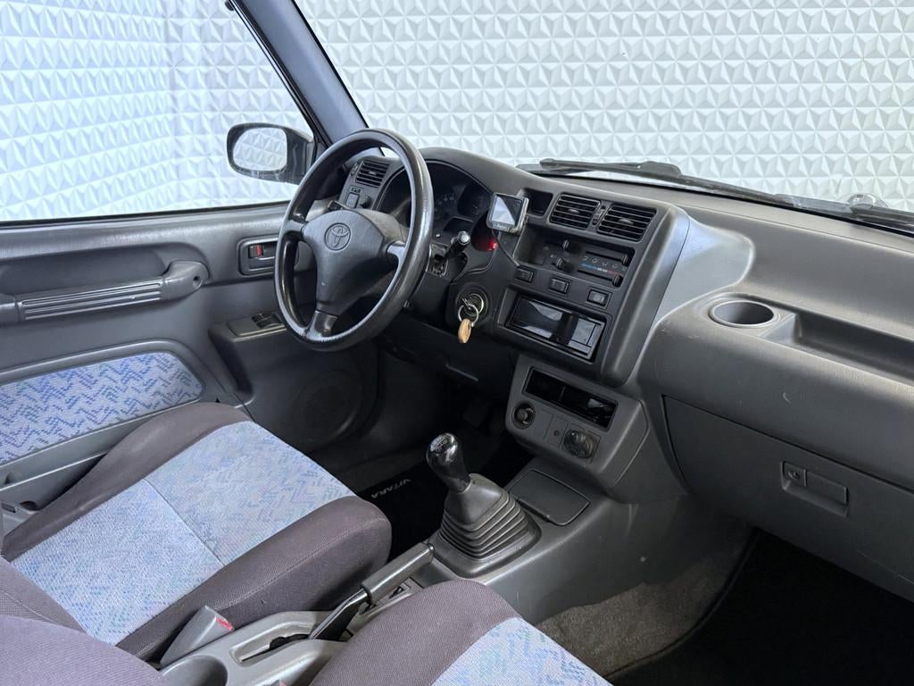 Toyota FunCruiser RAV4 2.0i SR 4X4 met TREKHAAK én APK! (19, Auto's, 1998 cc, Gebruikt, 4 cilinders, 129 pk