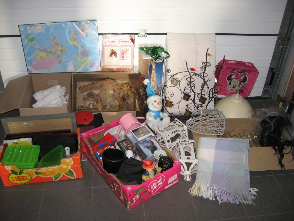 Lot Allerlei Spullen Rommelmarkt, Ophalen, Zo goed als nieuw