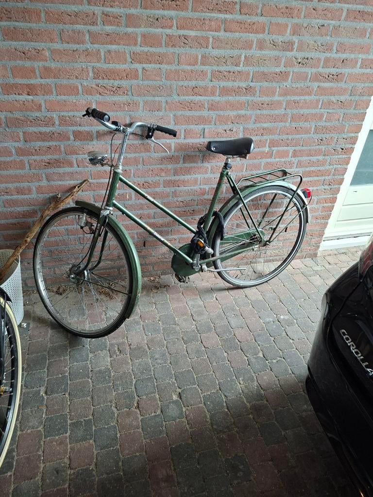 Groene vintage fiets met bagagedrager, Velgrem, Ophalen, Overige merken, 53 tot 56 cm