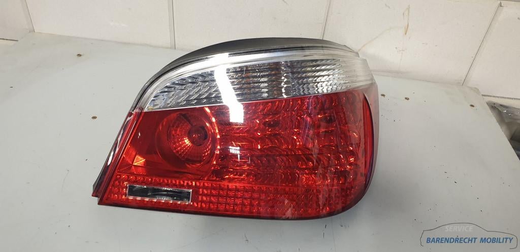Achterlicht BMW 5 serie E60 pre facelift 7165738 rechts pass, Petuelring 130
80788  Munich, DE, Gebruikt, Info@bmw.de, Ophalen of Verzenden
