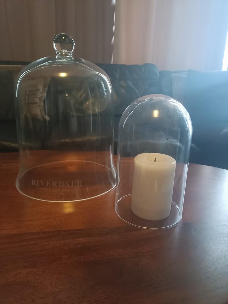 Riverdale Glazen Stolp 40cm + merkloze stolp., Ophalen, Zo goed als nieuw