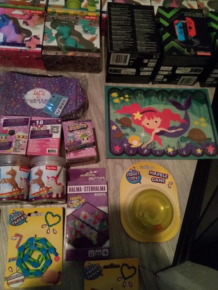Partij speelgoed in de mix, Diversen, Rommelmarktspullen, Nieuw, Ophalen of Verzenden