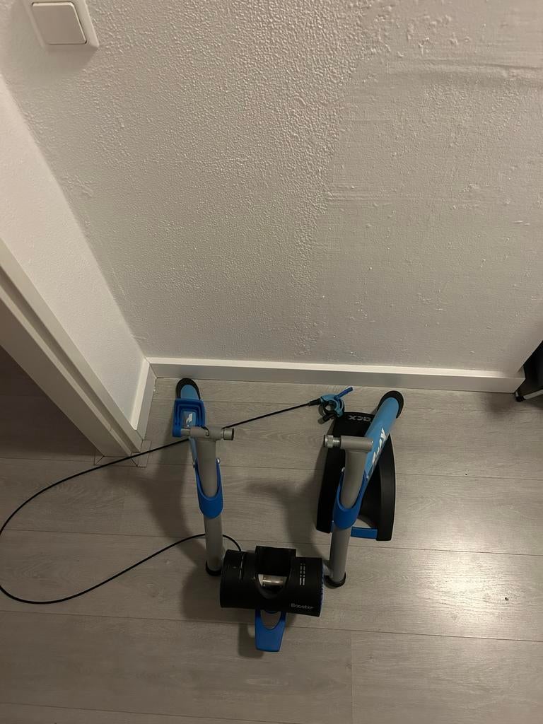 Tacx Booster met opbergtas en wiel met speciale band, Ophalen, Gebruikt, Overige typen, Staal