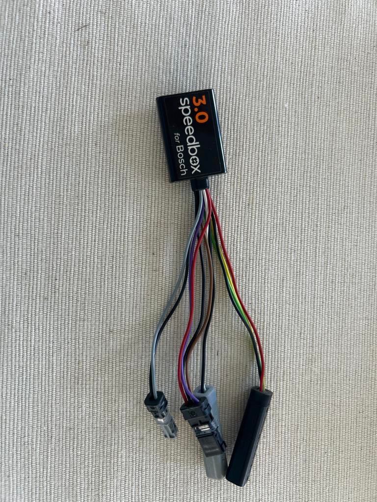 Speedbox 3.0 voor Bosch e-bike tuning, Fietsen en Brommers, Ophalen of Verzenden, Zo goed als nieuw