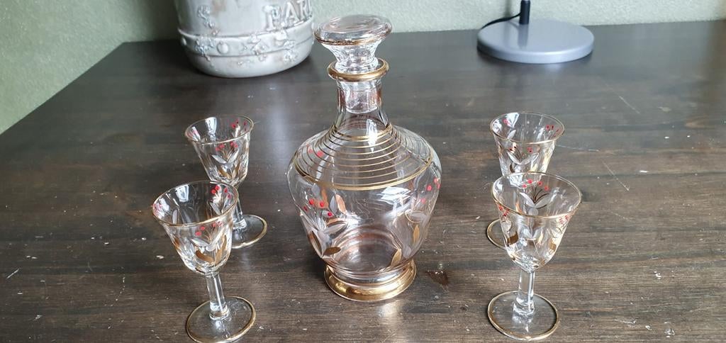 Karaf met 4 glaasjes. Vintage. OPHALEN., Ophalen