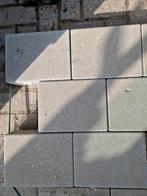 Betonsteen kwartro 28x20.5x8hoog grijs