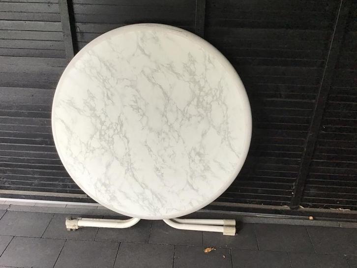 Leuke ronde tuintafel, Huis en Inrichting, Tafels | Eettafels, Gebruikt, 50 tot 100 cm, 50 tot 100 cm, Vier personen, Rond, Kunststof