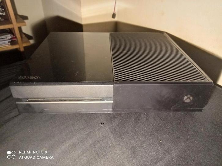Xbox One 1TB, Spelcomputers en Games, Spelcomputers | Xbox Original, Gebruikt, Zonder controller, Ophalen of Verzenden