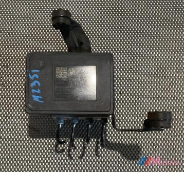 BMW F22 ABS POMP 6868638 beschikbaar voor biedingen