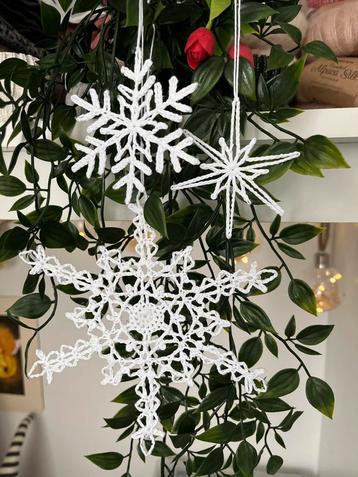 Sneeuwvlokken (3 st) - Kerstdecor beschikbaar voor biedingen