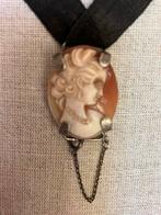 Antieke camee in sluiting, Ophalen of Verzenden, Zilver