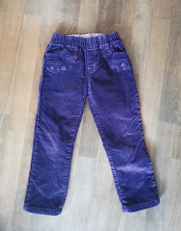 Corduroy broek mt. 110-116  beschikbaar voor biedingen