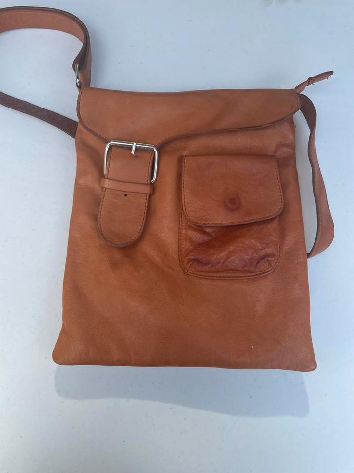 Leren Schoudertasje Oreo - Compact & Ruim!, Sieraden, Tassen en Uiterlijk, Tassen | Damestassen, Gebruikt, Schoudertasje, Bruin