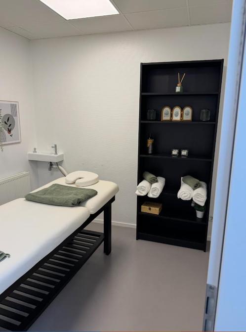 Praktijkruimte te huur Dordrecht, Zakelijke goederen, Bedrijfs Onroerend goed, Praktijkruimte, Huur