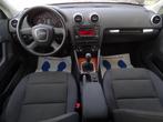 Audi A3 Sportback 1.4 TFSI S-edition - CRUISE / CLIMATE CONT, Voorwielaandrijving, Gebruikt, 680 kg, 4 cilinders