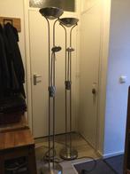 2 idem vloerlampen up-lighter met leeslamp in prima staat.., Ophalen of Verzenden, Zo goed als nieuw, Metaal, Rvs