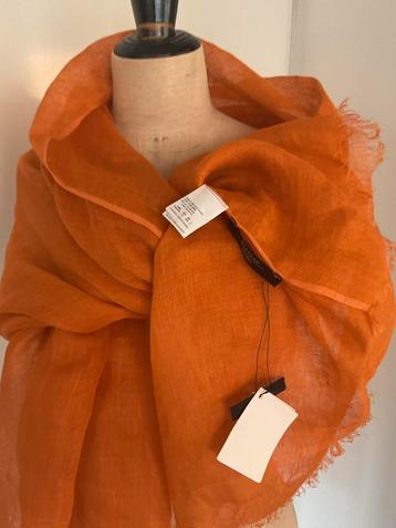MAX MARA LINNEN SHAWL ( NIEUW ) beschikbaar voor biedingen