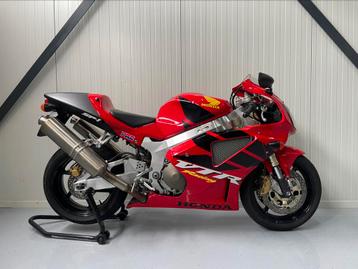 Honda VTR 1000 SP1 2002 *onderhoudshistorie *lage km beschikbaar voor biedingen