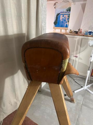 Vintage nijha turnbok/ turnpaard beschikbaar voor biedingen