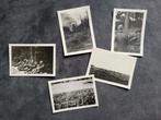 Groep van vijf foto's Duitse Wehrmacht soldaten op oefening, Ophalen of Verzenden, Landmacht, Duitsland, Foto of Poster