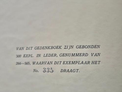 Uniek genummerd exemplaar gedenkboek 1898 1923 Wilhelmina, Verzamelen, Koninklijk Huis en Royalty, Gebruikt, Tijdschrift of Boek