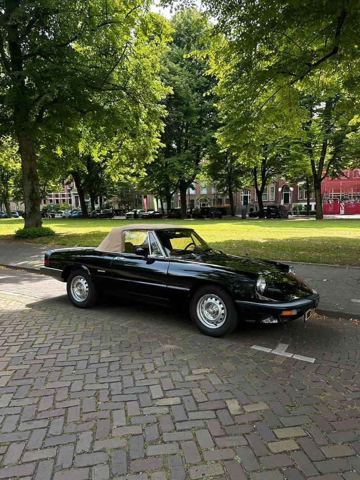 Alfa Romeo Spider 2.0 APK tm 11/26, Auto's, Alfa Romeo, Particulier, Benzine, Cabriolet, Geïmporteerd, Zwart, Ophalen